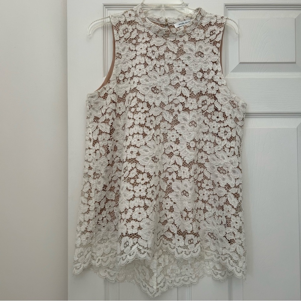 Rose & Olive Women's Off White Floral Lace Sleeveless Top